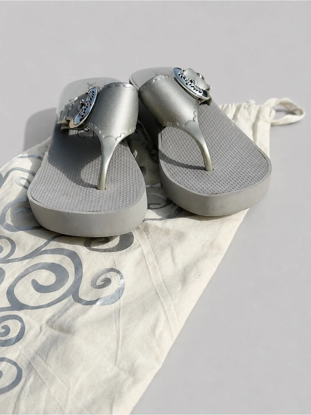 Brighton thong sandals